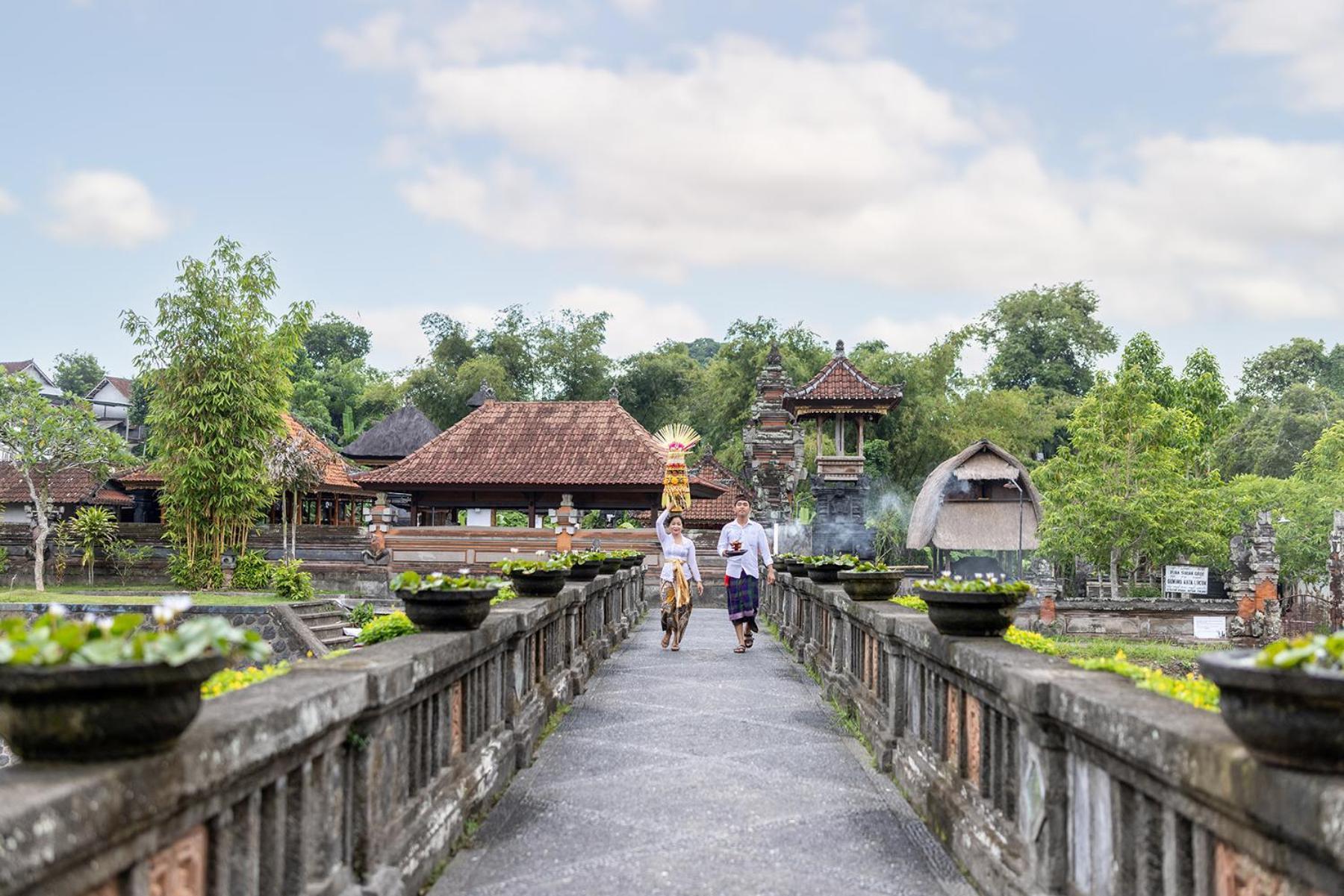 Santi Mandala Villa & Spa Sukawati  Exterior photo